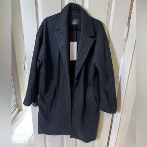 ALO Yoga VIP blazer trench size L (never worn, tags included)